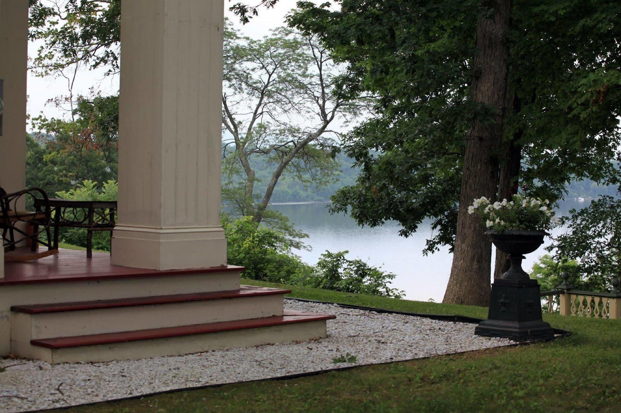 Oakcliff Bed And Breakfast Halfmoon Luaran gambar